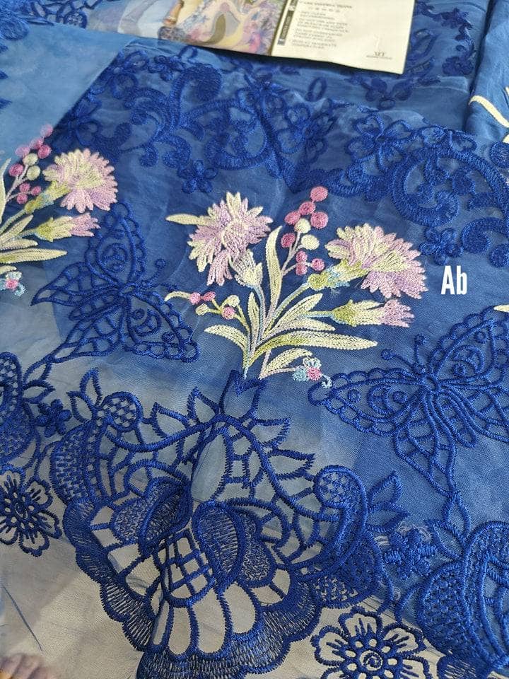 img_saadia_asad_lawn_awwal_boutique