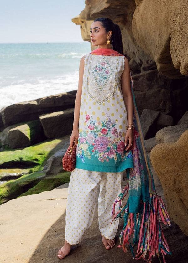 img_sadaf_fawad_khan_awwal_boutique