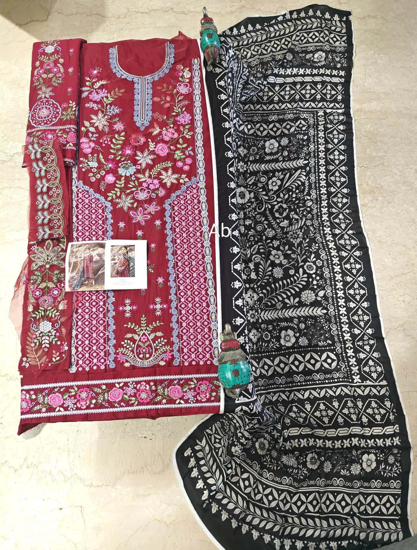 Open Pic/Sadaf Fawad Khan Siraa Lawn 26/Laal