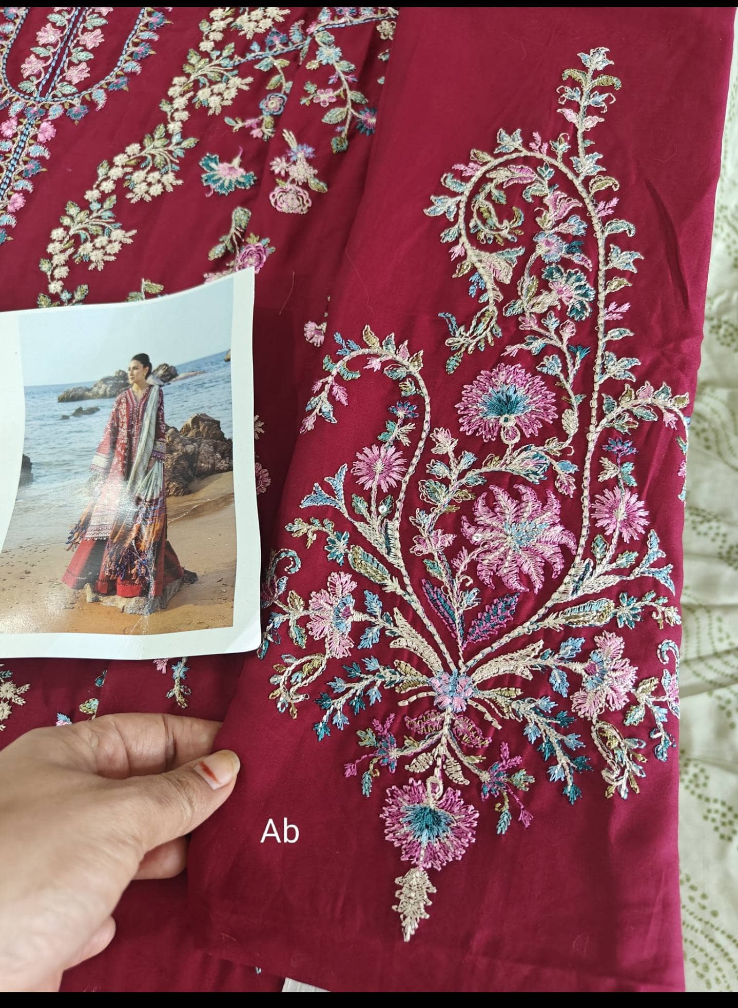 img_sadaf_fawad_khan_siraa_lawn_awwal_boutique