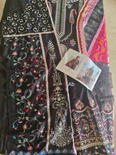 img_sadaf_fawad_khan_awwal_boutique