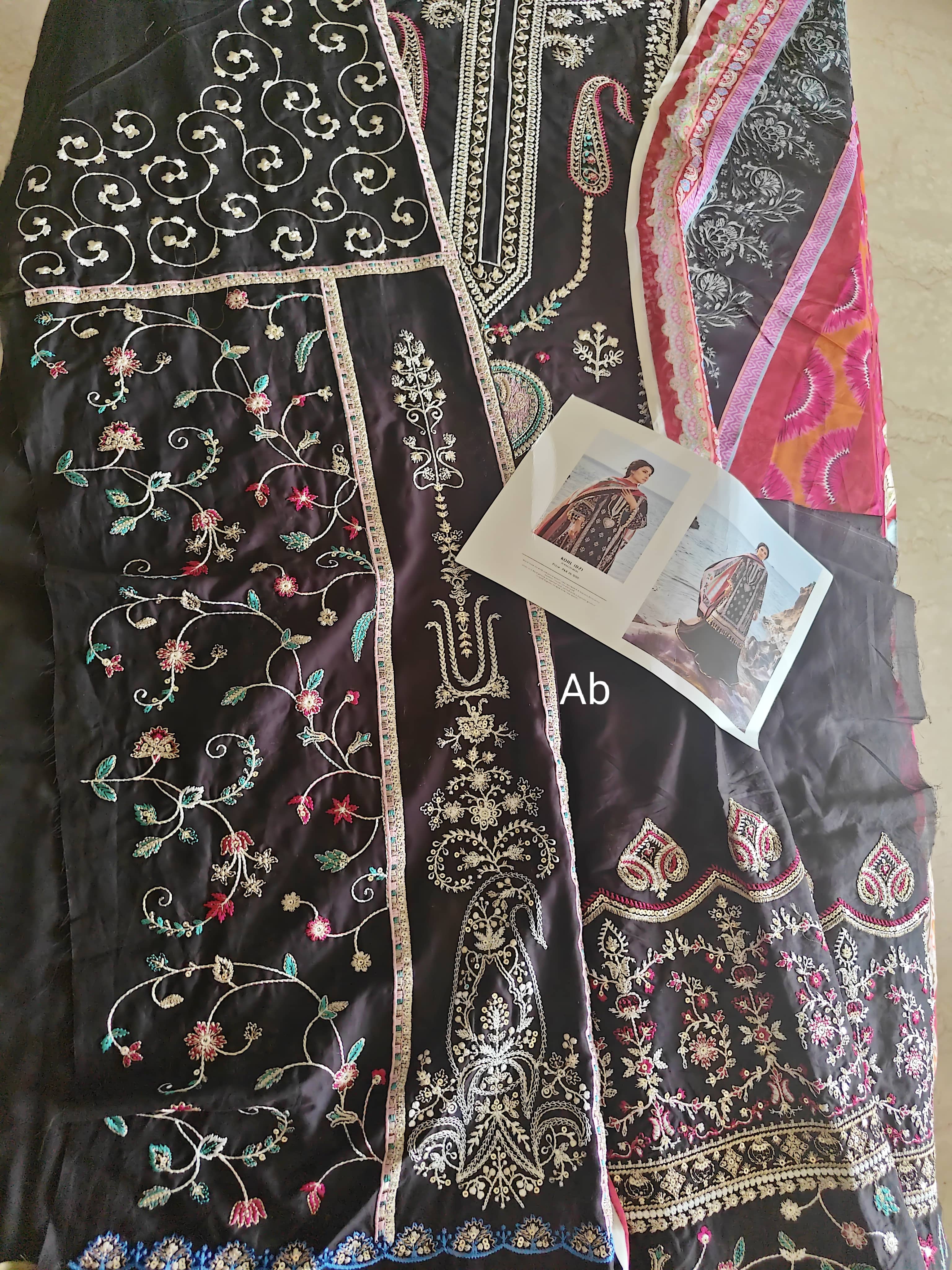 img_sadaf_fawad_khan_awwal_boutique