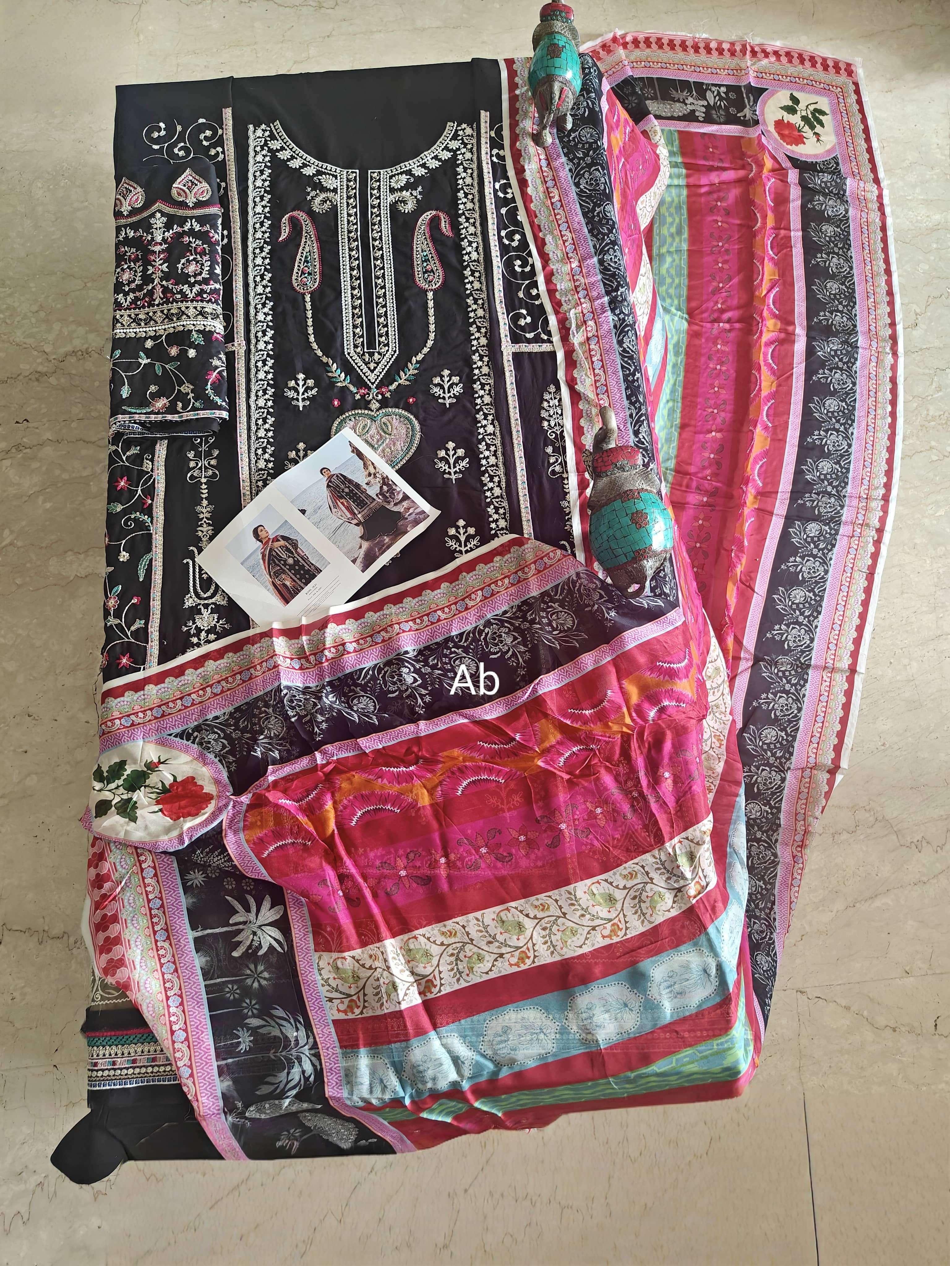 Open Pic/Sale‼️Sadaf Fawad Khan Siraa Lawn 26/Kohl