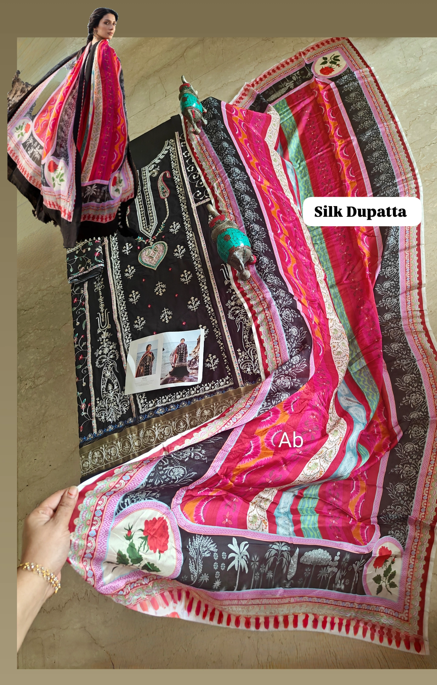 Open Pic/Sale‼️Sadaf Fawad Khan Siraa Lawn 26/Kohl