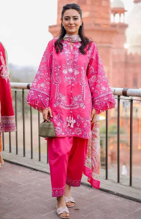 img_sadaf_fawad_khan_awwal_boutique