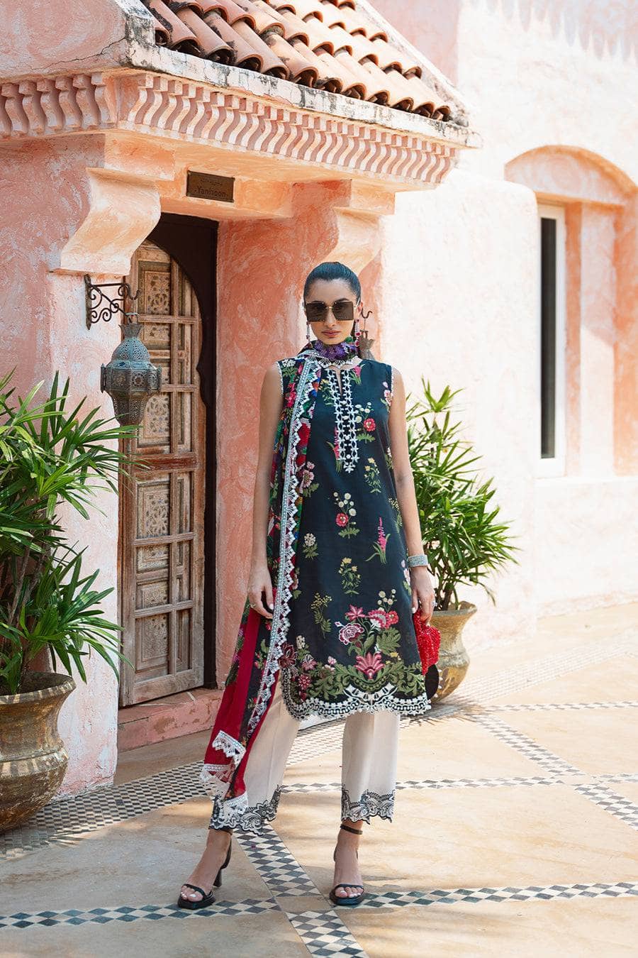 img_saira_rizwan_lawn_awwal_boutique