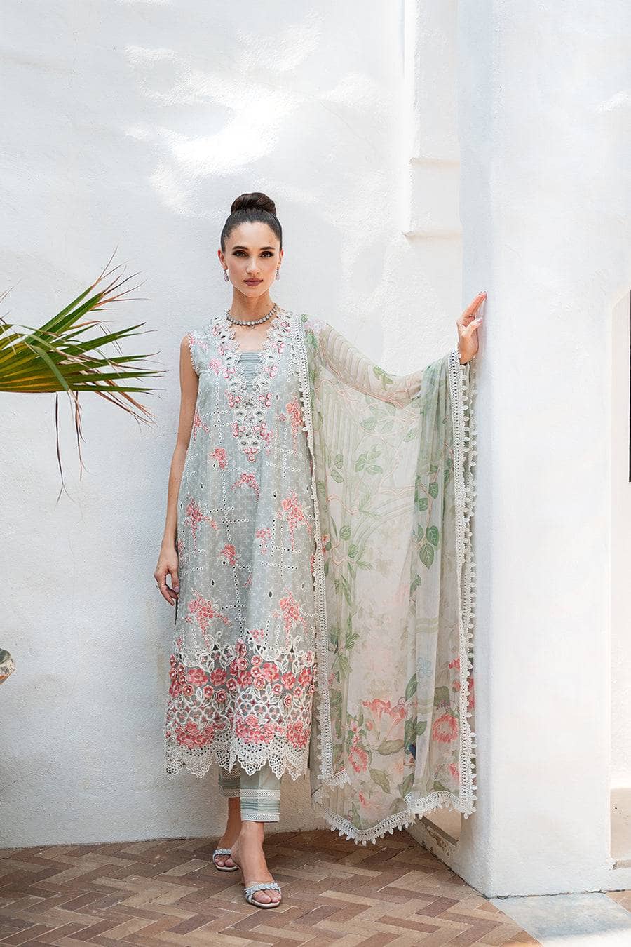 img_saira_rizwan_lawn_awwal_boutique