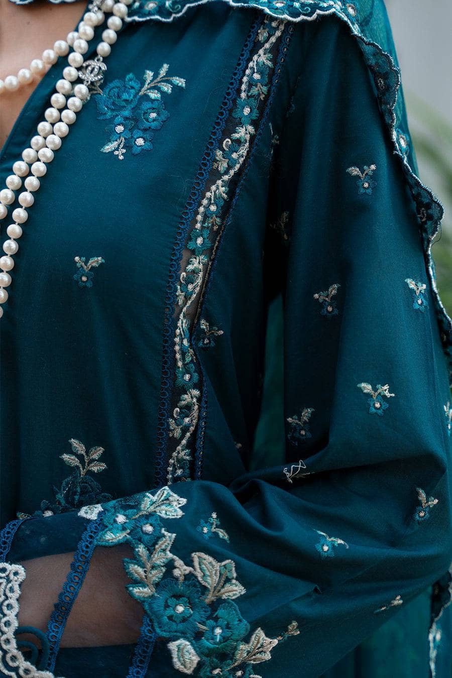 img_saira_rizwan_lawn_awwal_boutique