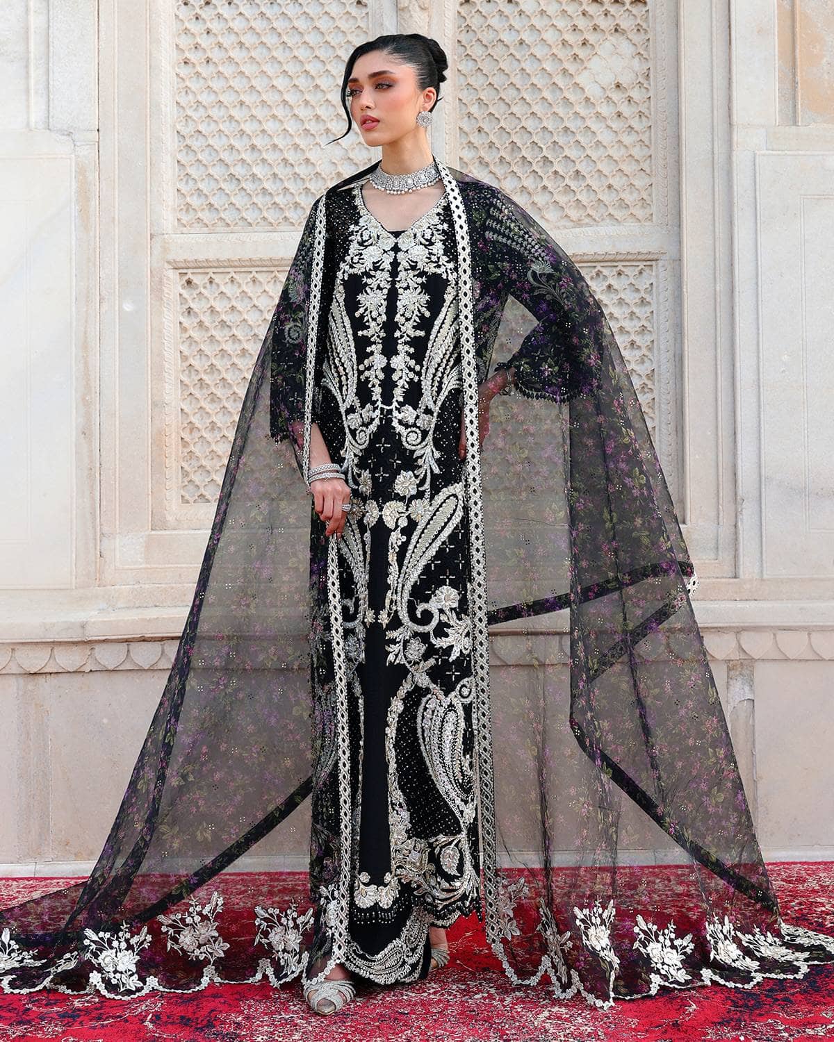 Saira Shakira Wedding Edition 26/Delina/Black