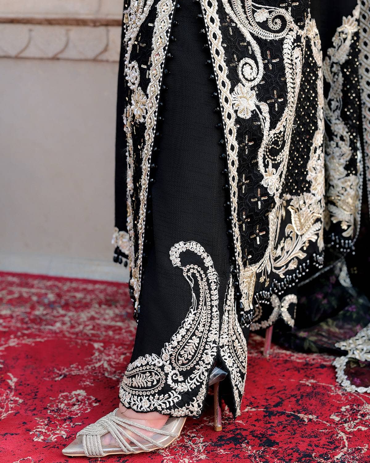 Saira Shakira Wedding Edition 26/Delina/Black