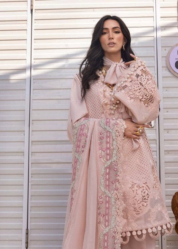 img_saira_shakira_lawn_awwal_boutique