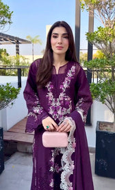 Spotted in Saira Shakira Lawn 25/25/Dahlia -B/Grape
