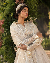 img_sana_safinaz_lawn_24_awwal_boutique