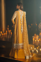 img_sana_safinaz_lawn_24_awwal_boutique