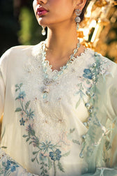 img_sana_safinaz_lawn_24_awwal_boutique