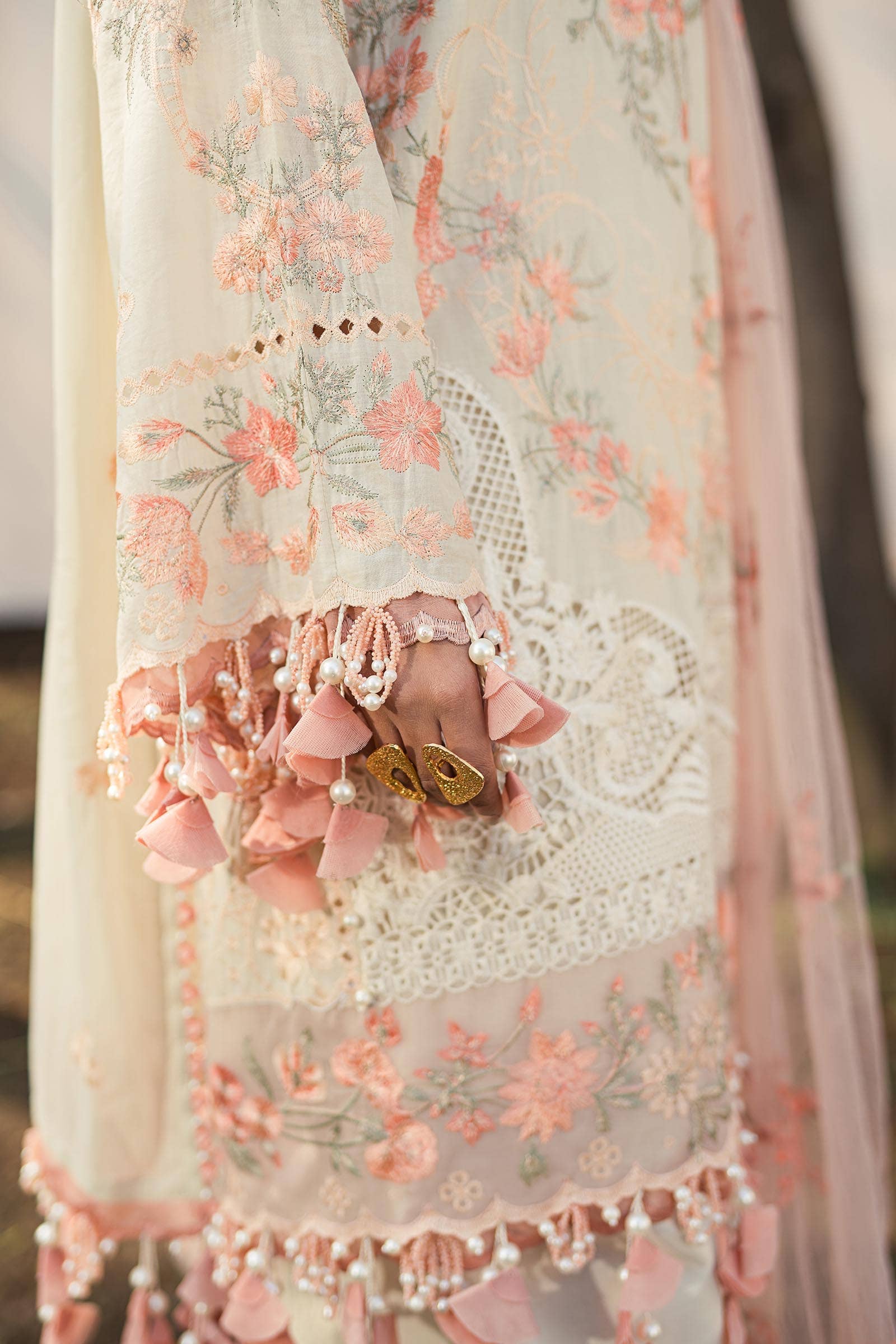 img_sana_safinaz_lawn_24_awwal_boutique