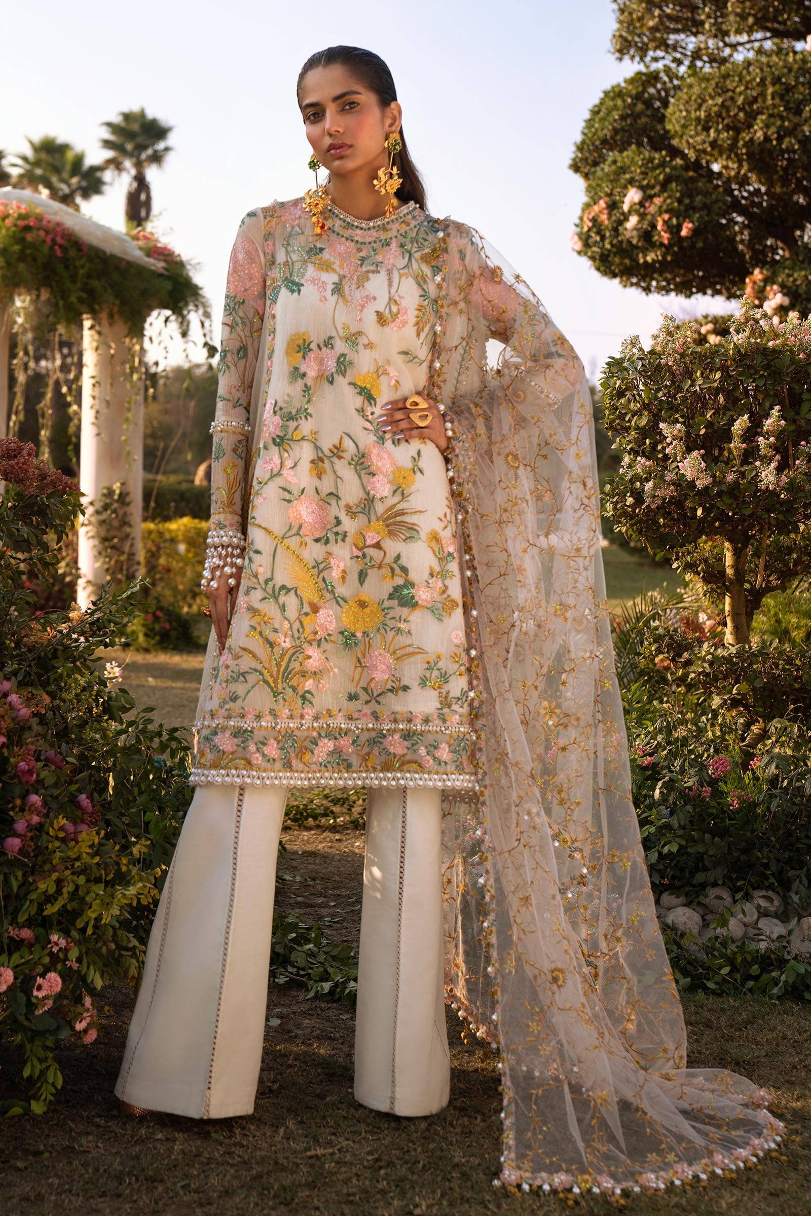 img_sana_safinaz_lawn_24_awwal_boutique