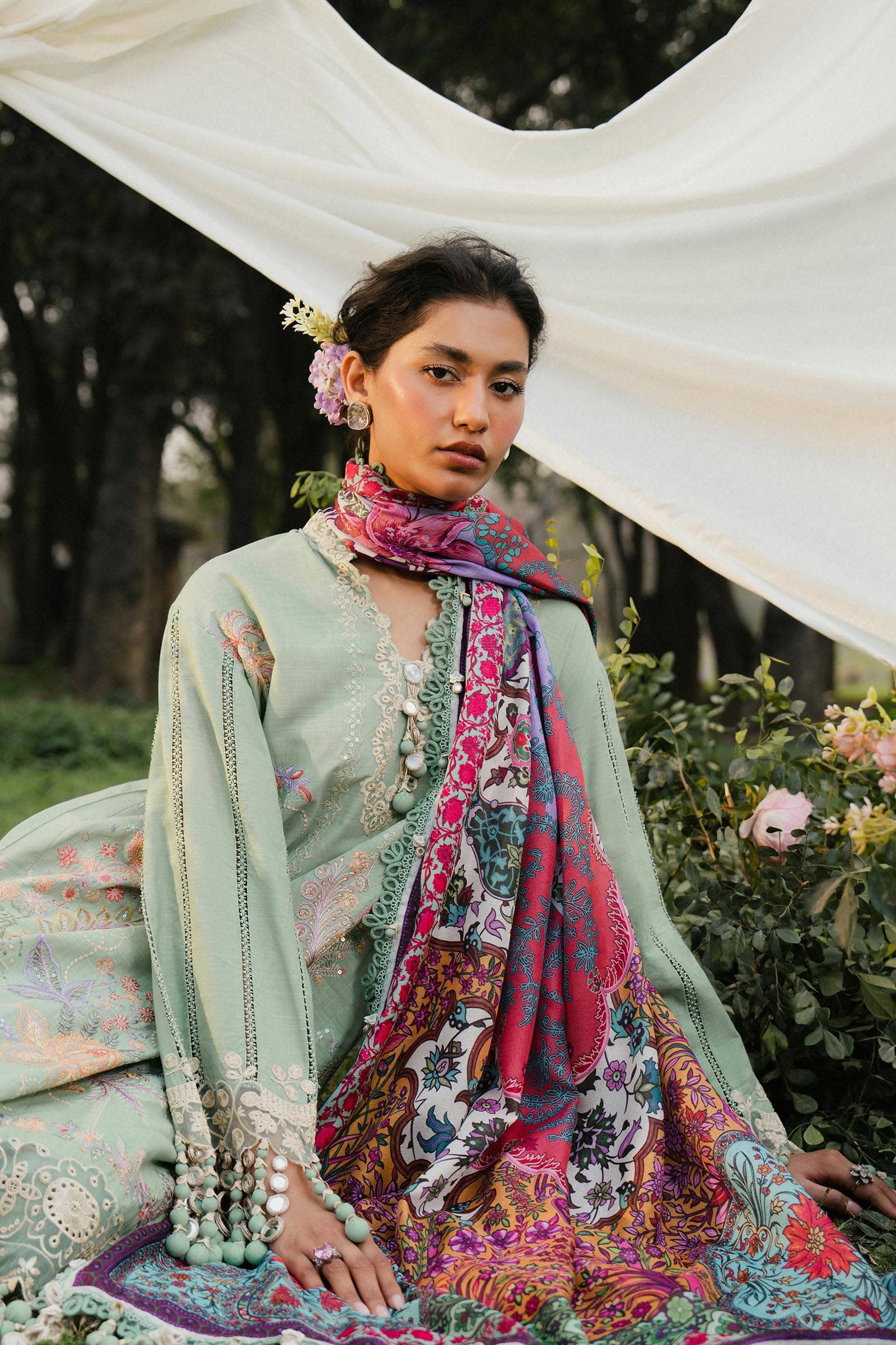 Sana Safinaz Lawn Pakistani Suit Sana Safinaz Luxury Lawn 25/7B