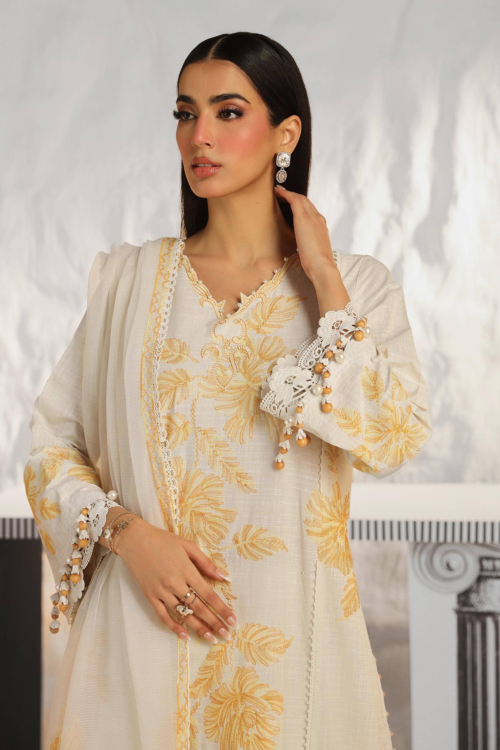 img_sana_safinaz_muzlin_vol_2_awwal_boutique