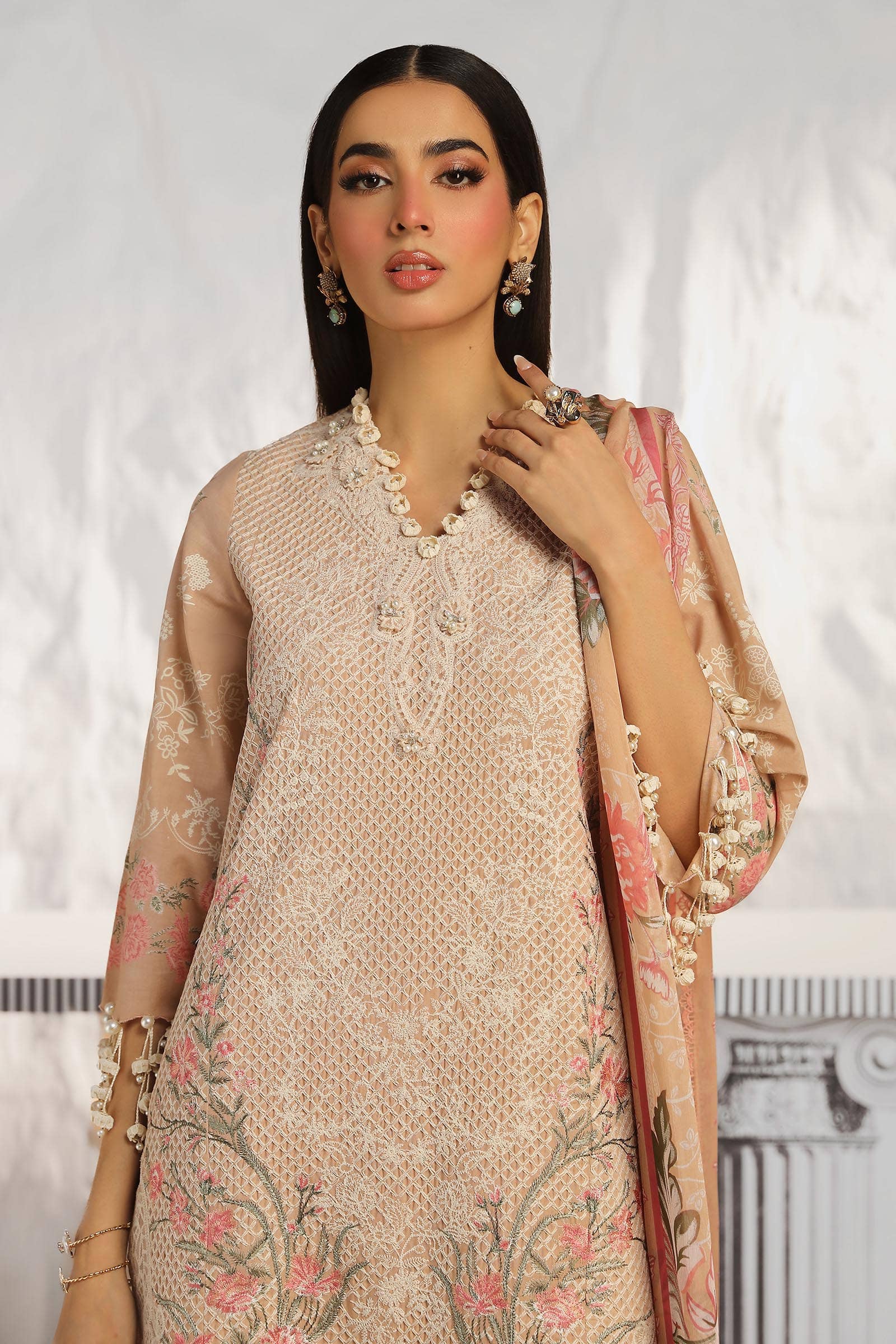 img_sana_safinaz_muzlin_vol_2_awwal_boutique