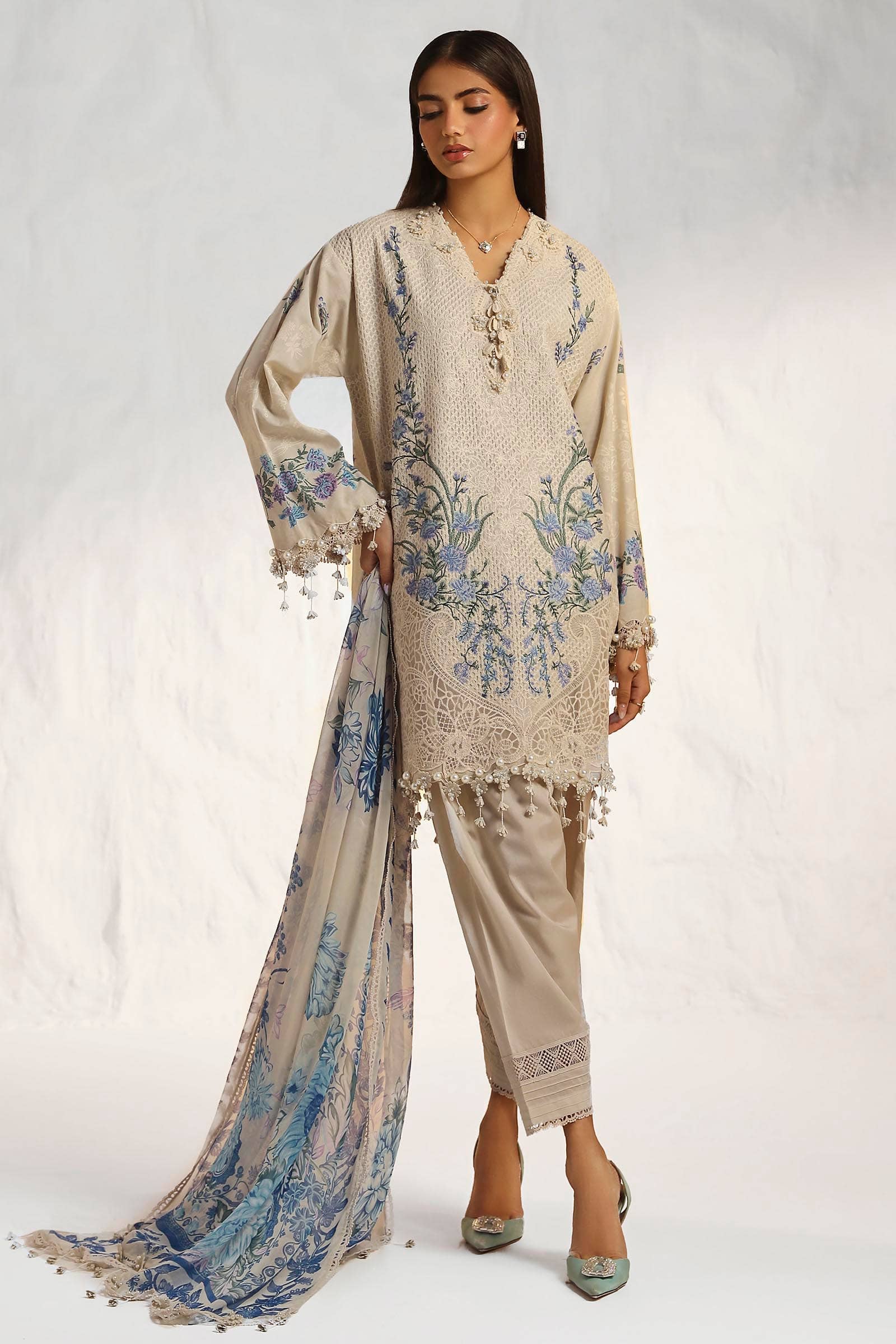 img_sana_safinaz_muzlin_vol_2_awwal_boutique