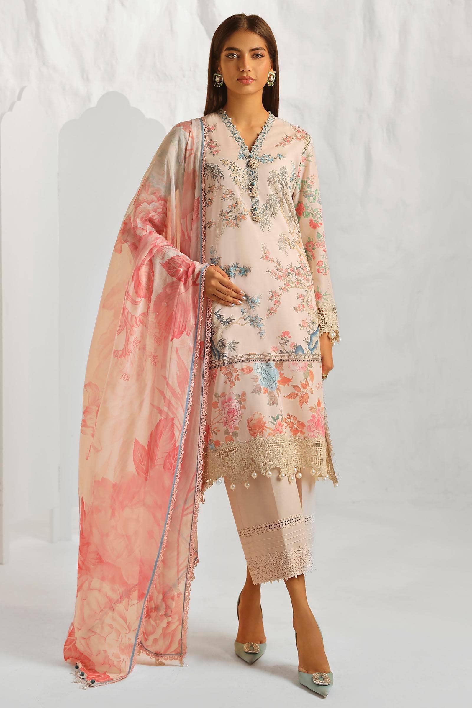 img_sana_safinaz_muzlin_vol_2_awwal_boutique