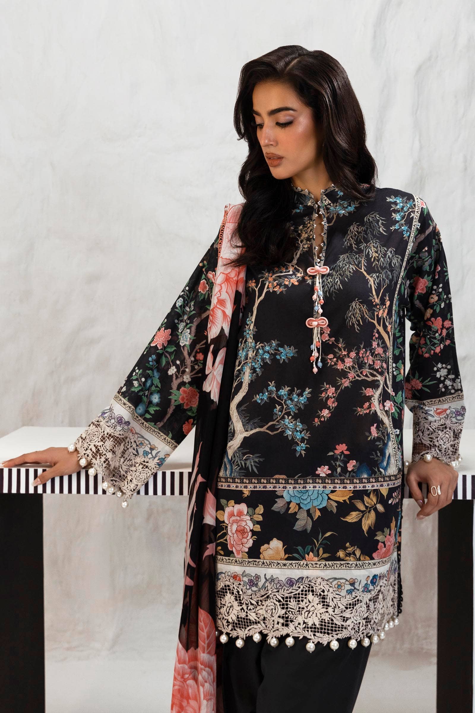 img_sana_safinaz_muzlin_vol_2_awwal_boutique