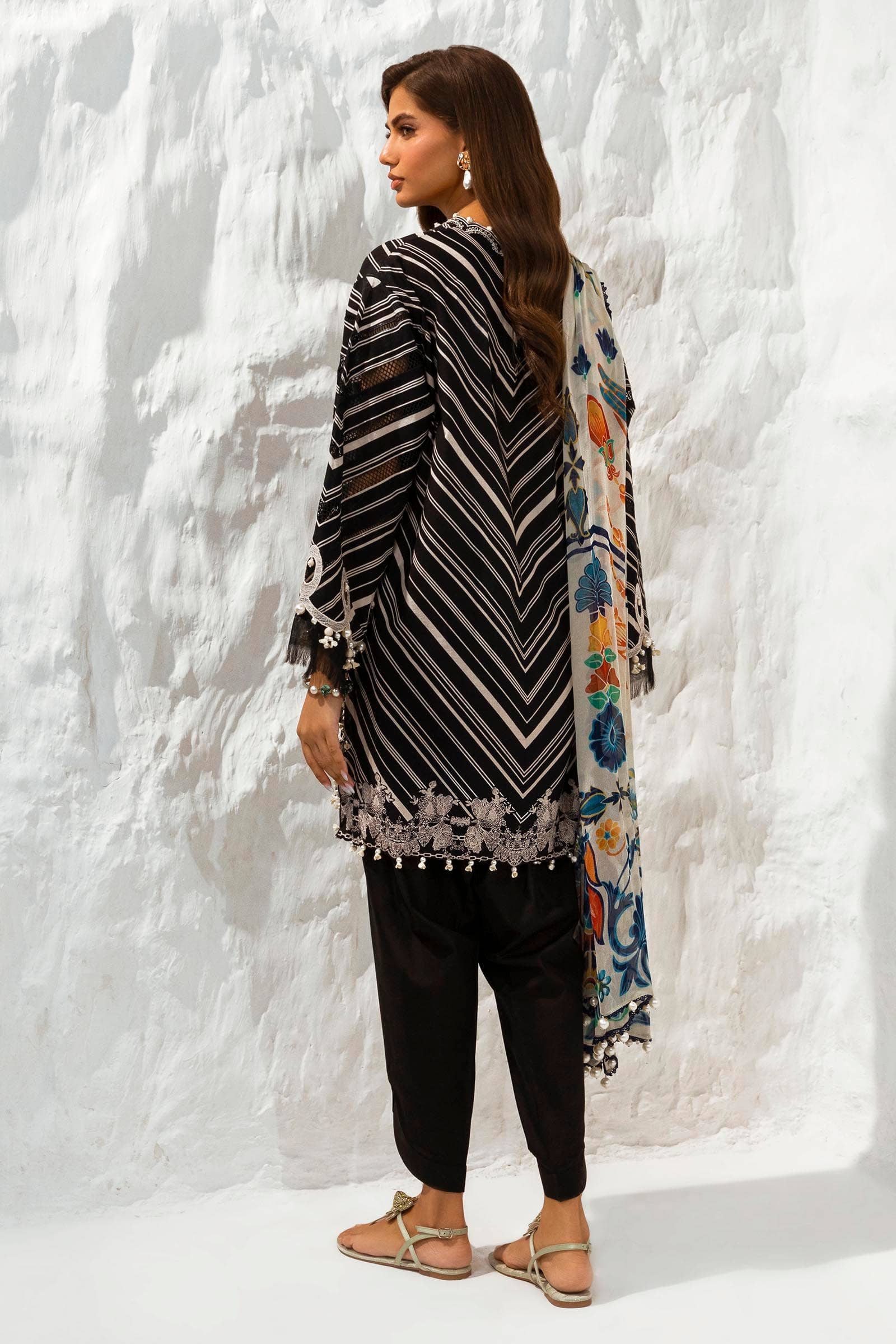 img_sana_safinaz_muzlin_vol_2_awwal_boutique