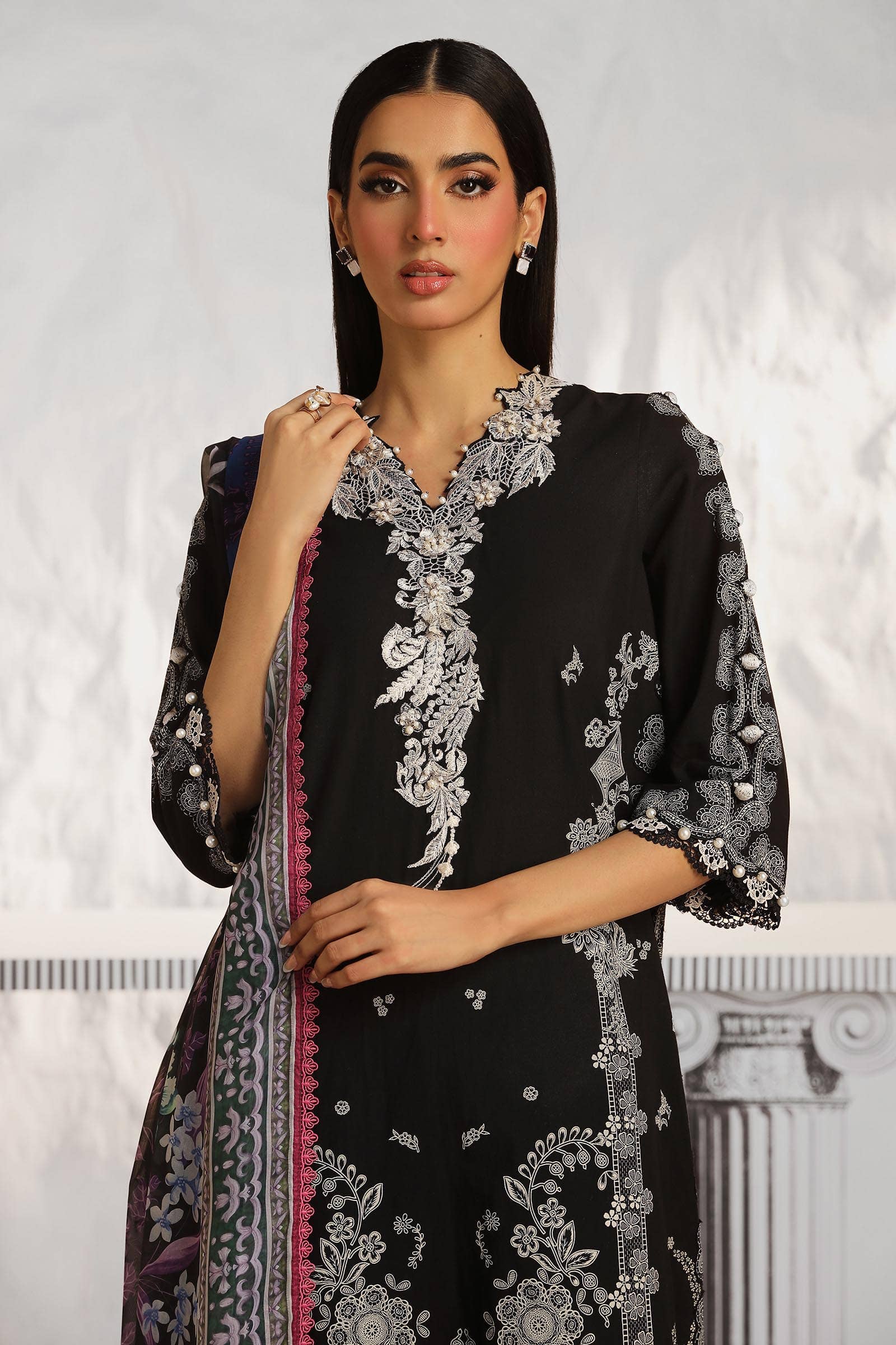img_sana_safinaz_muzlin_vol_2_awwal_boutique
