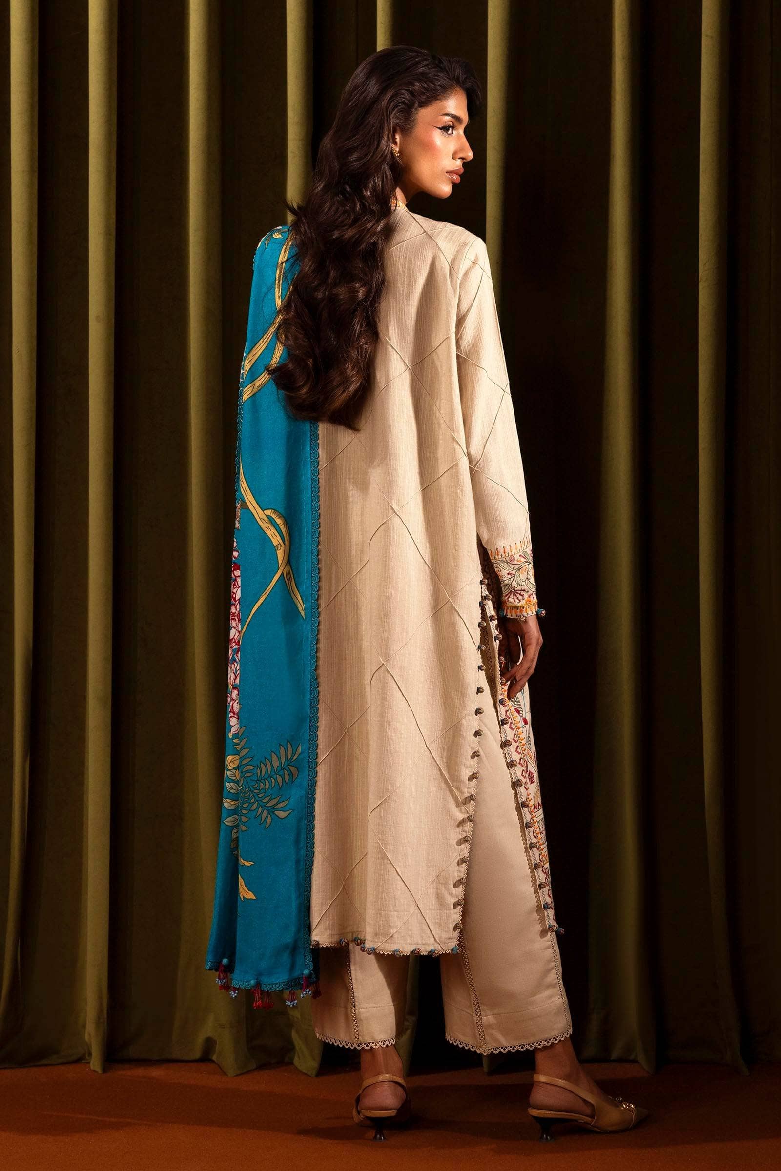 img_sana_safinaz_muzlin_24_fall_edit_24_awwal_boutique
