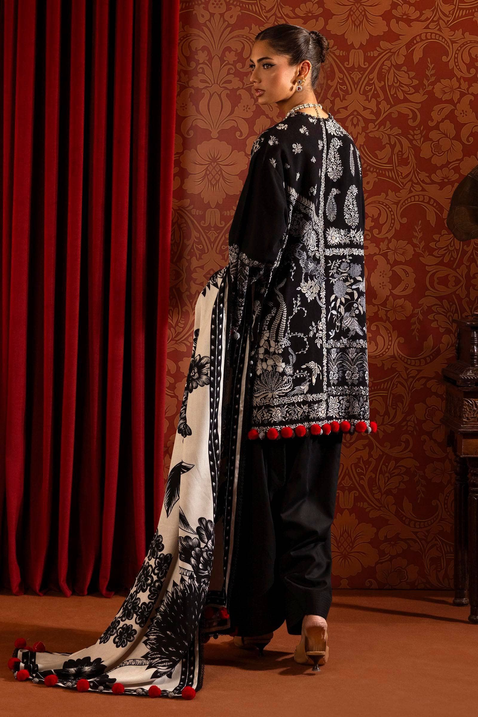 img_sana_safinaz_muzlin_24_fall_edit_24_awwal_boutique
