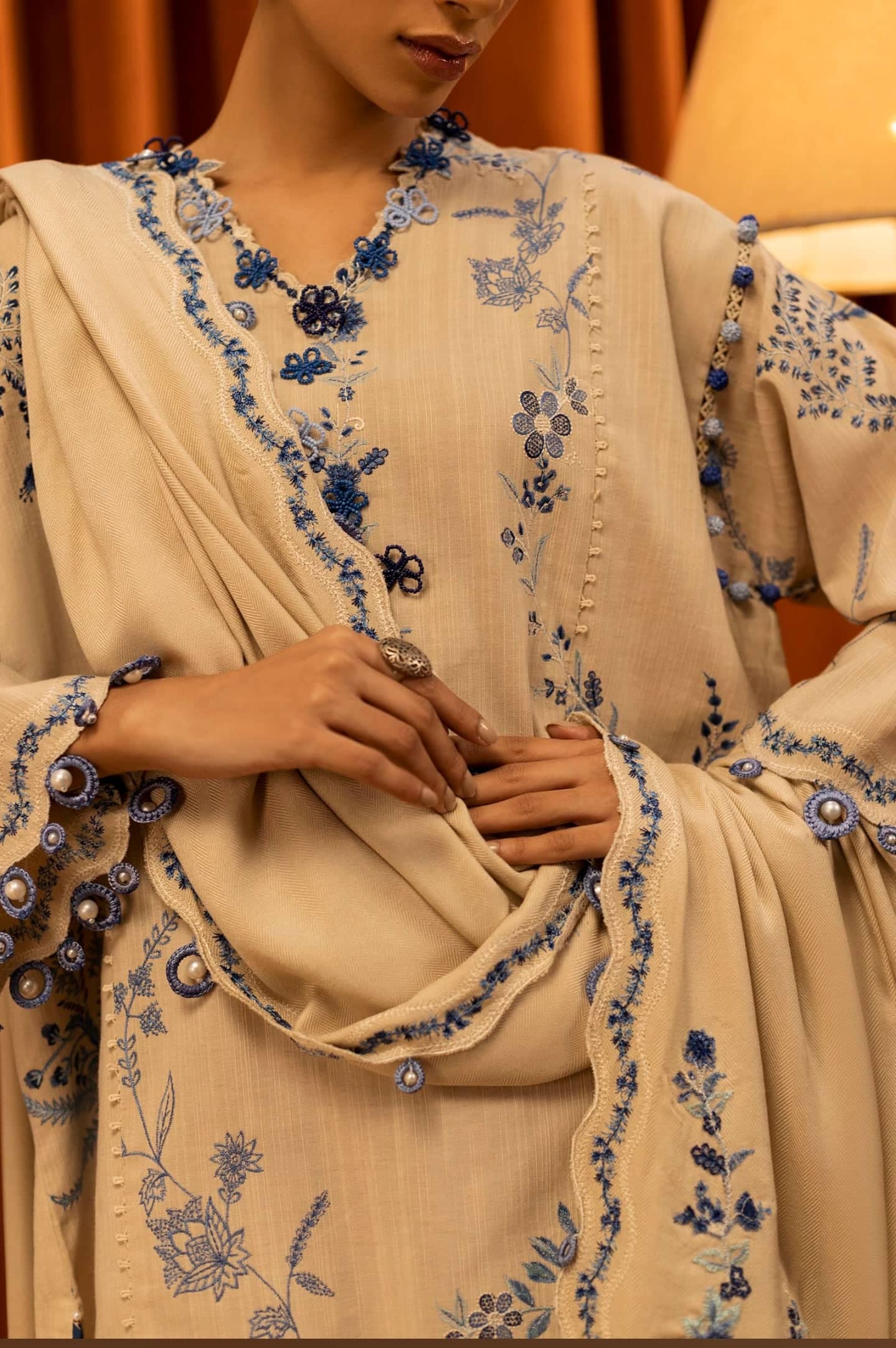 Sana Safinaz Luxury Winter Collection Sana Safinaz Muzlin Winter 25/11 A