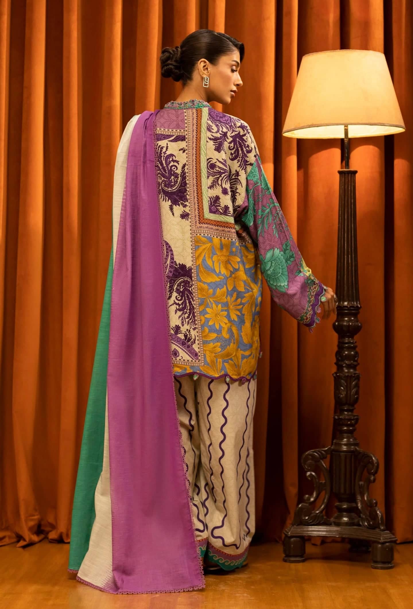 Sana Safinaz Luxury Winter Collection Sana Safinaz Muzlin Winter 25/18 B