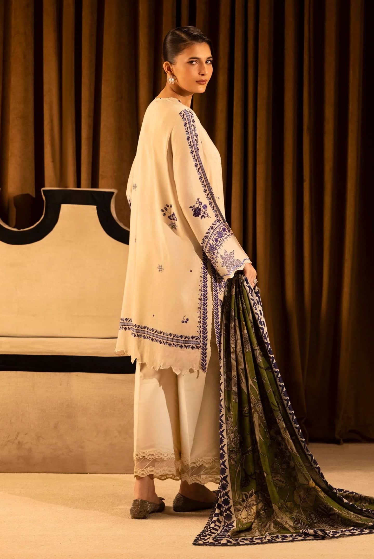 Sana Safinaz Luxury Winter Collection Sana Safinaz Muzlin Winter 25/20B