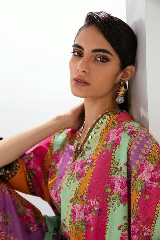 img_sana_safinaz_mahay_lawn_23_awwal_boutique