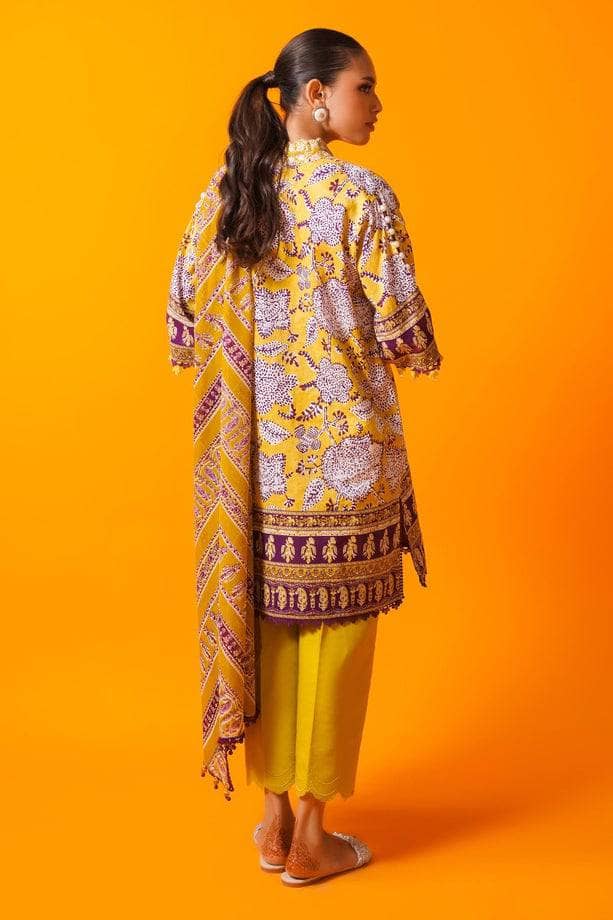img_sana_safinaz_mahay_lawn_23_awwal_boutique
