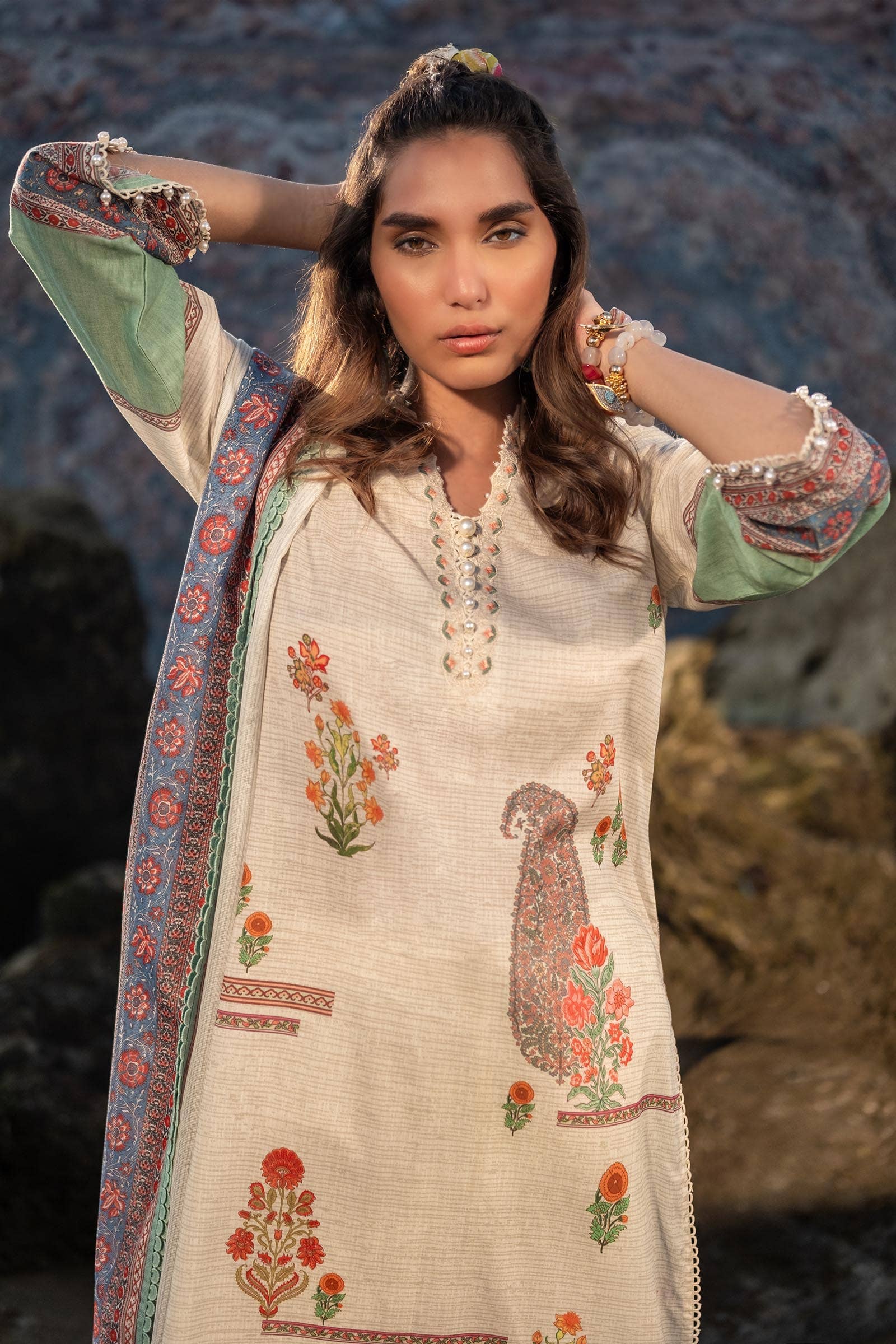 img_sana_safinaz_mahay_24_awwal_boutique