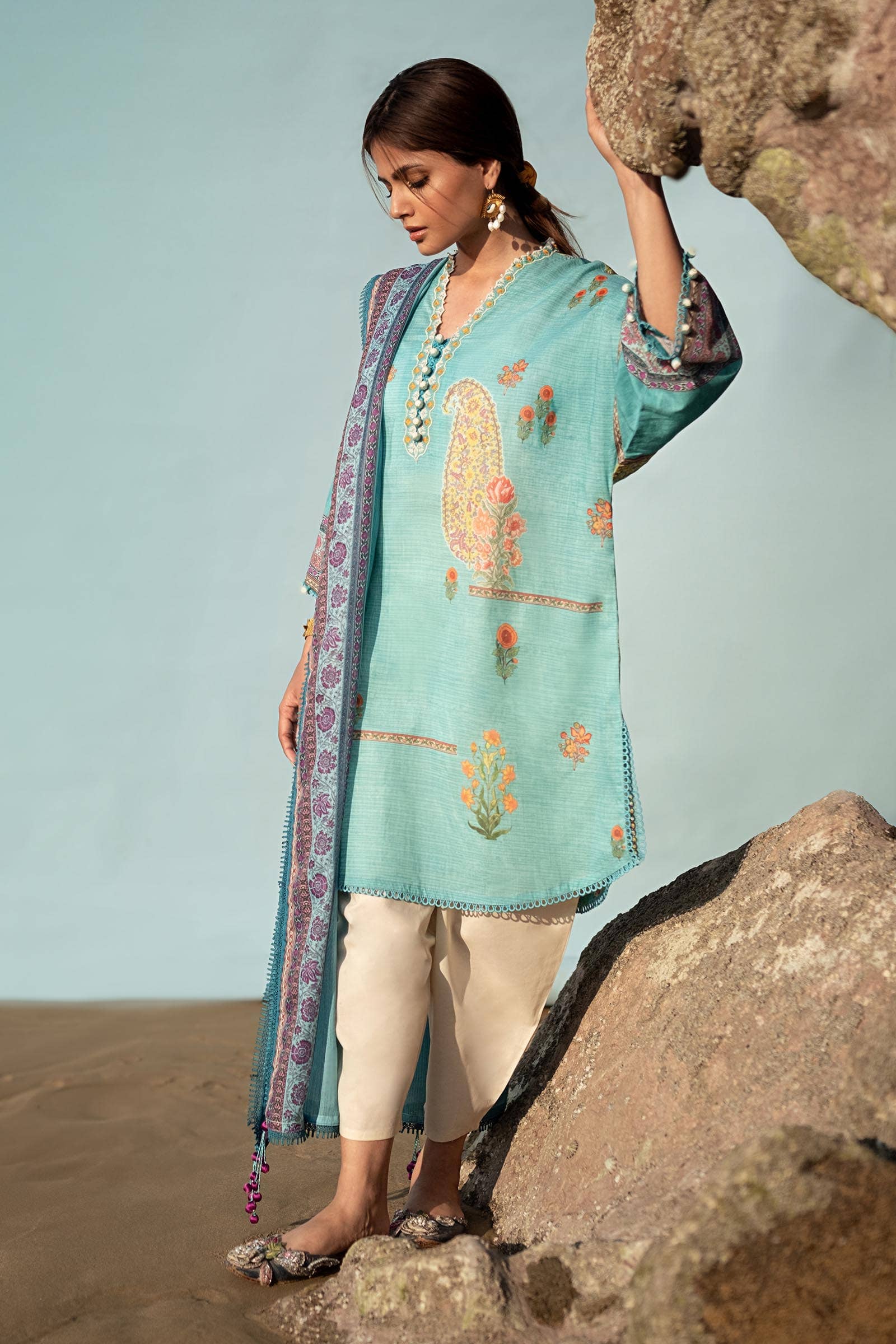img_sana_safinaz_mahay_24_awwal_boutique