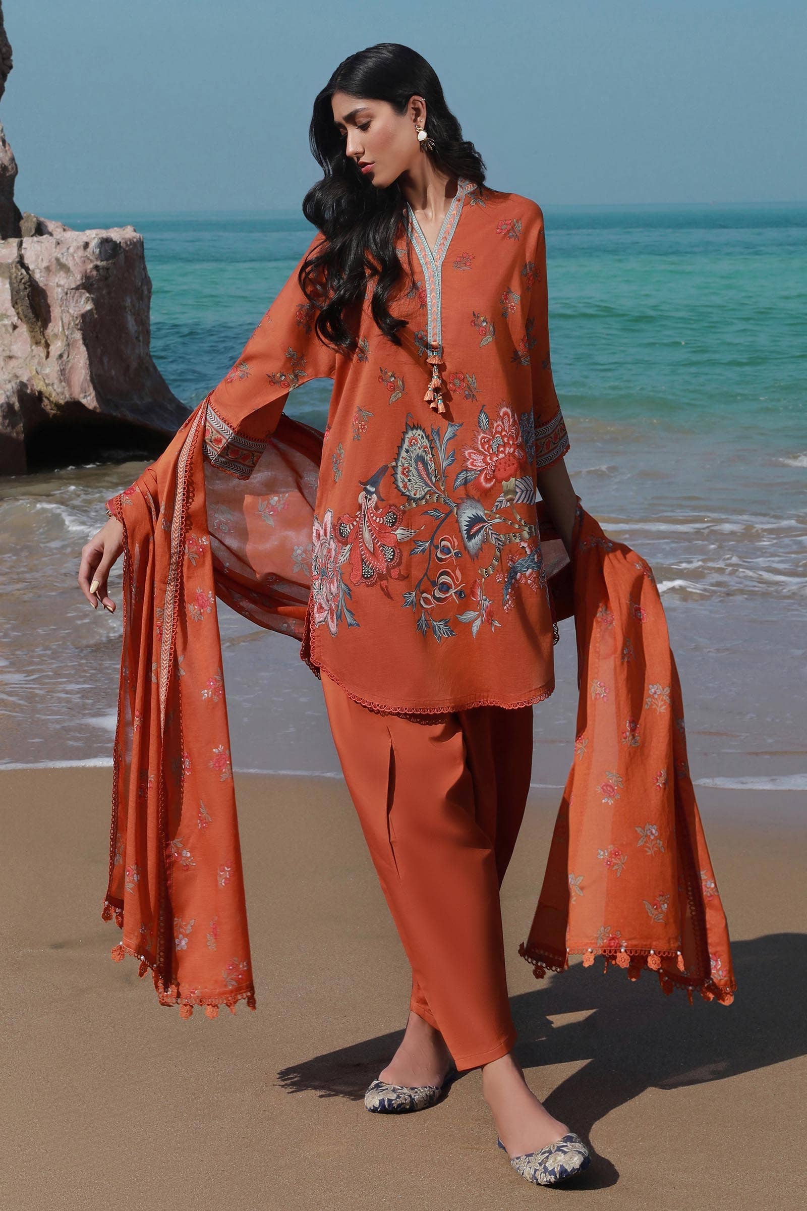 img_sana_safinaz_mahay_24_awwal_boutique
