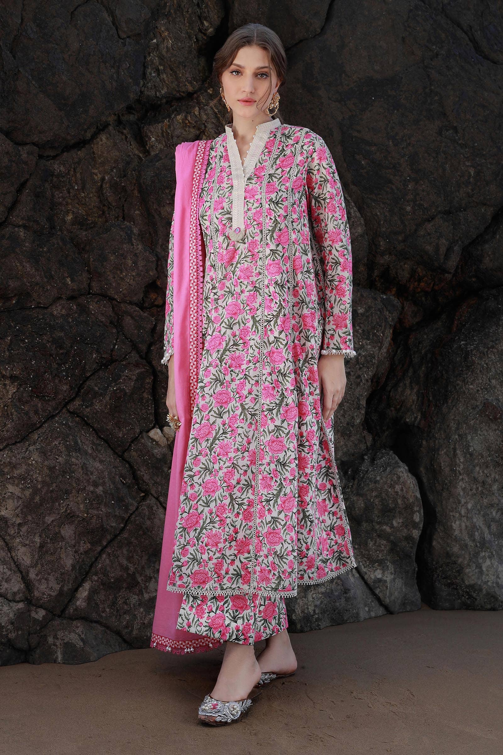 img_sana_safinaz_mahay_24_awwal_boutique