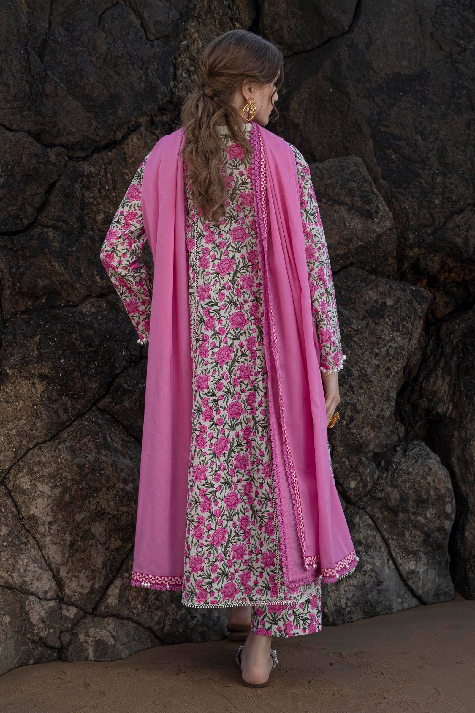 img_sana_safinaz_mahay_24_awwal_boutique