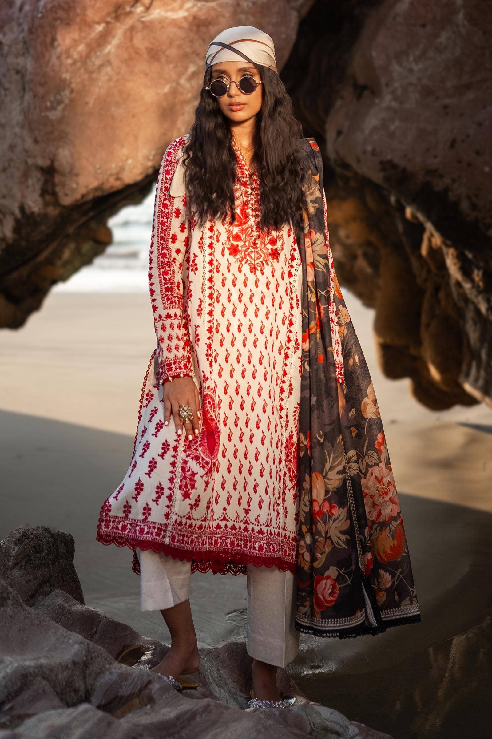img_sana_safinaz_mahay_lawn_24_awwal_boutique