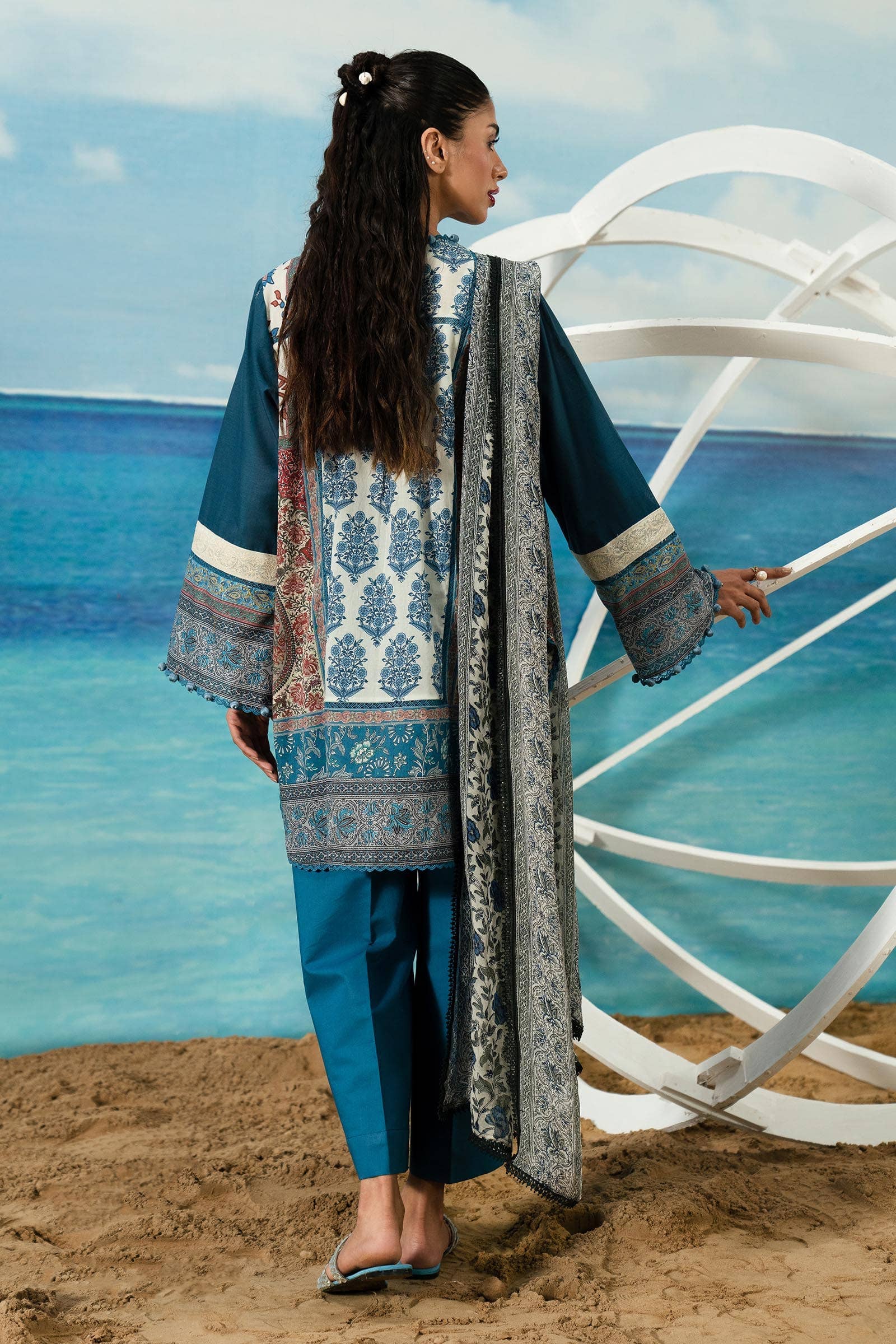 ing_sana_safinaz_mahay_lawn_24_awwal_boutique
