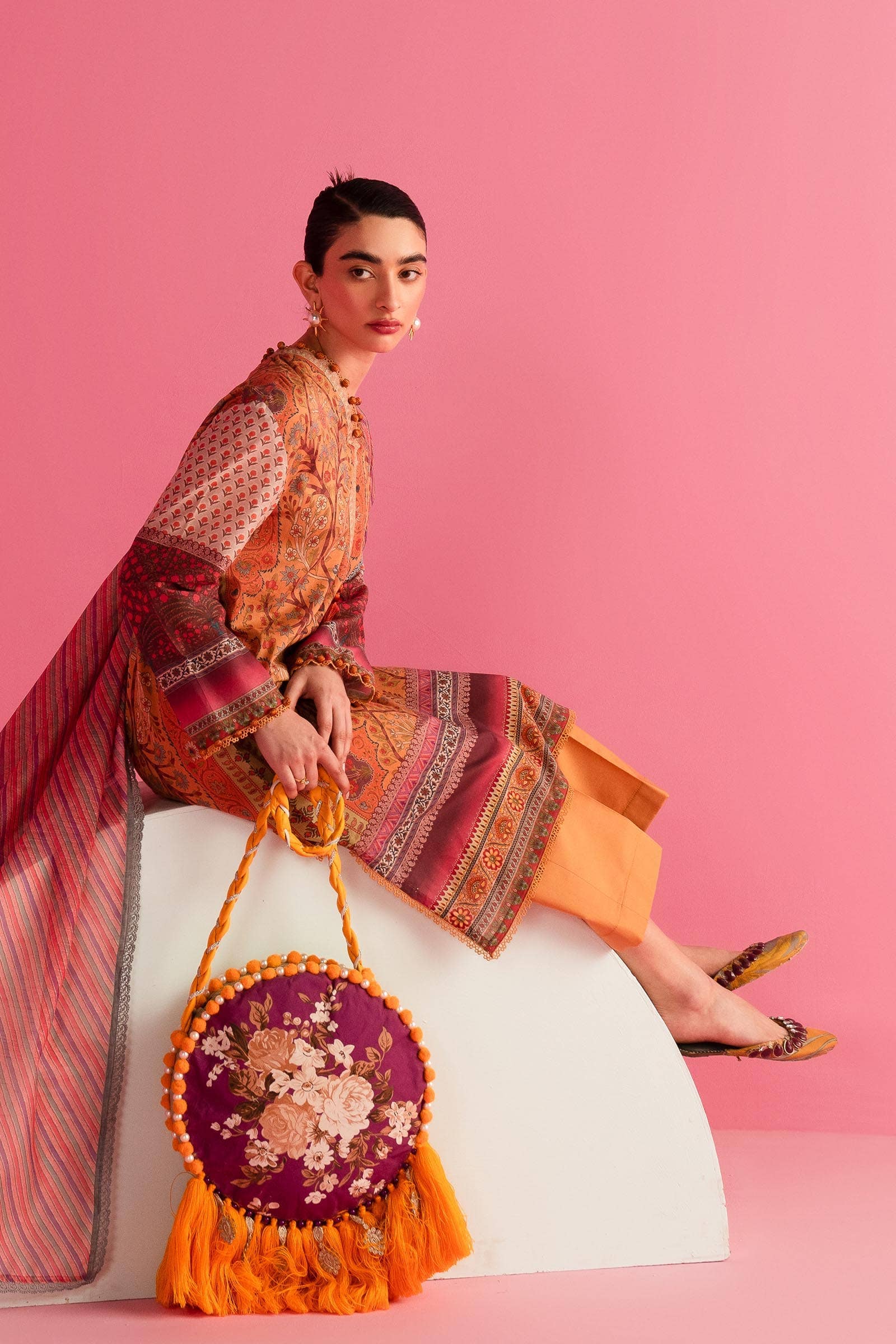 ing_sana_safinaz_mahay_lawn_24_awwal_boutique