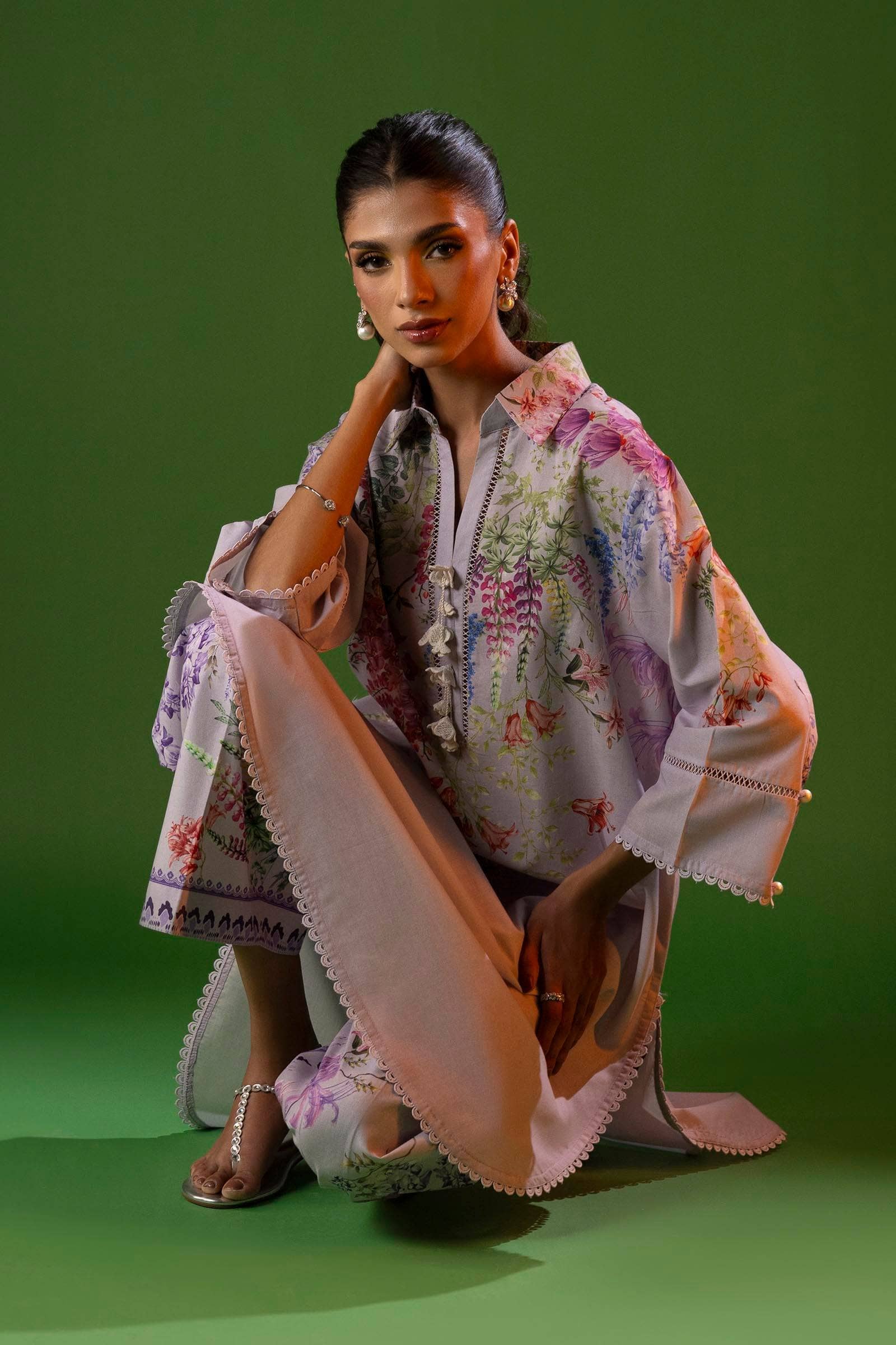 img_sana_safinaz_mahay_lawn_awwal_boutique