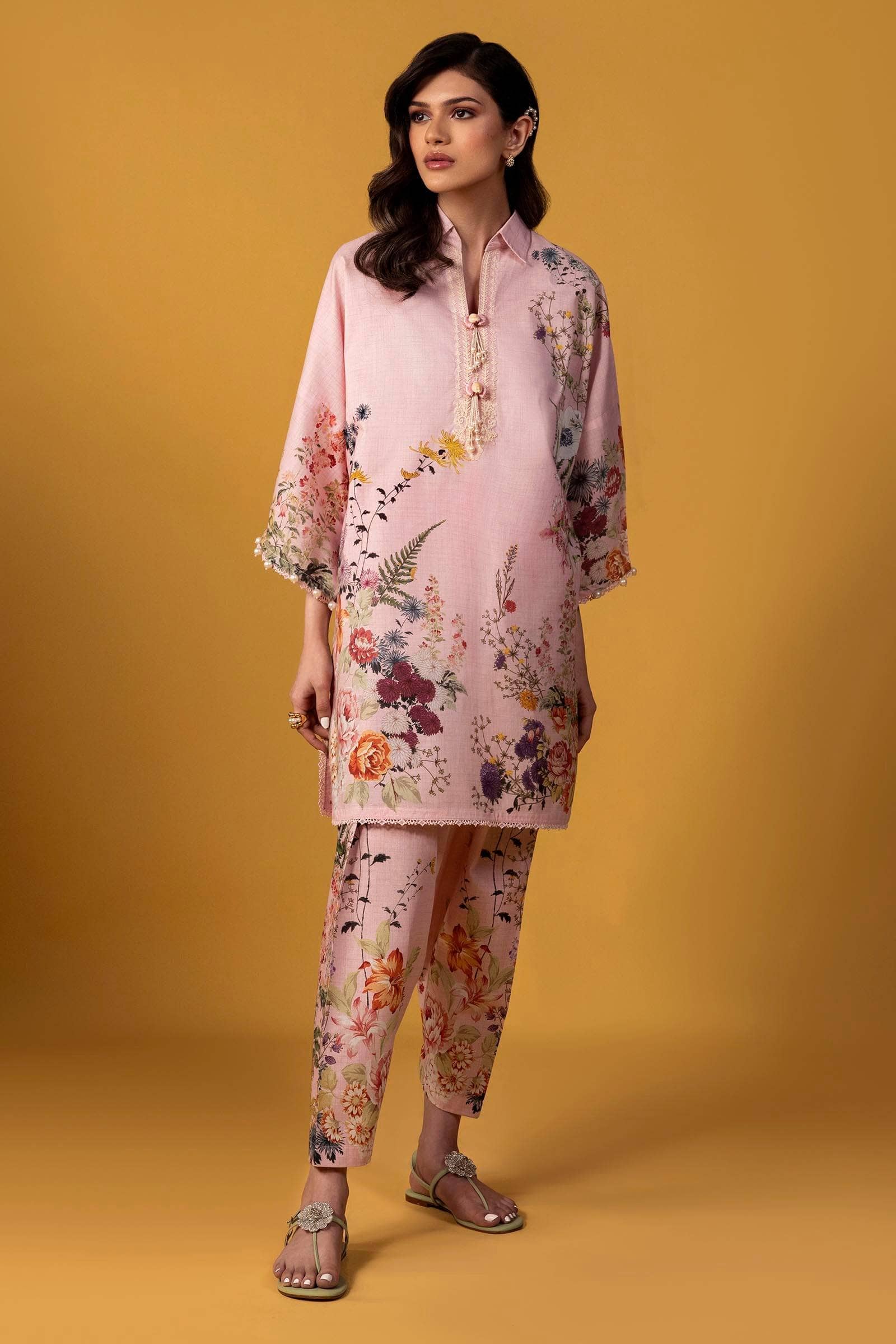 img_sana_safinaz_mahay_lawn_awwal_boutique
