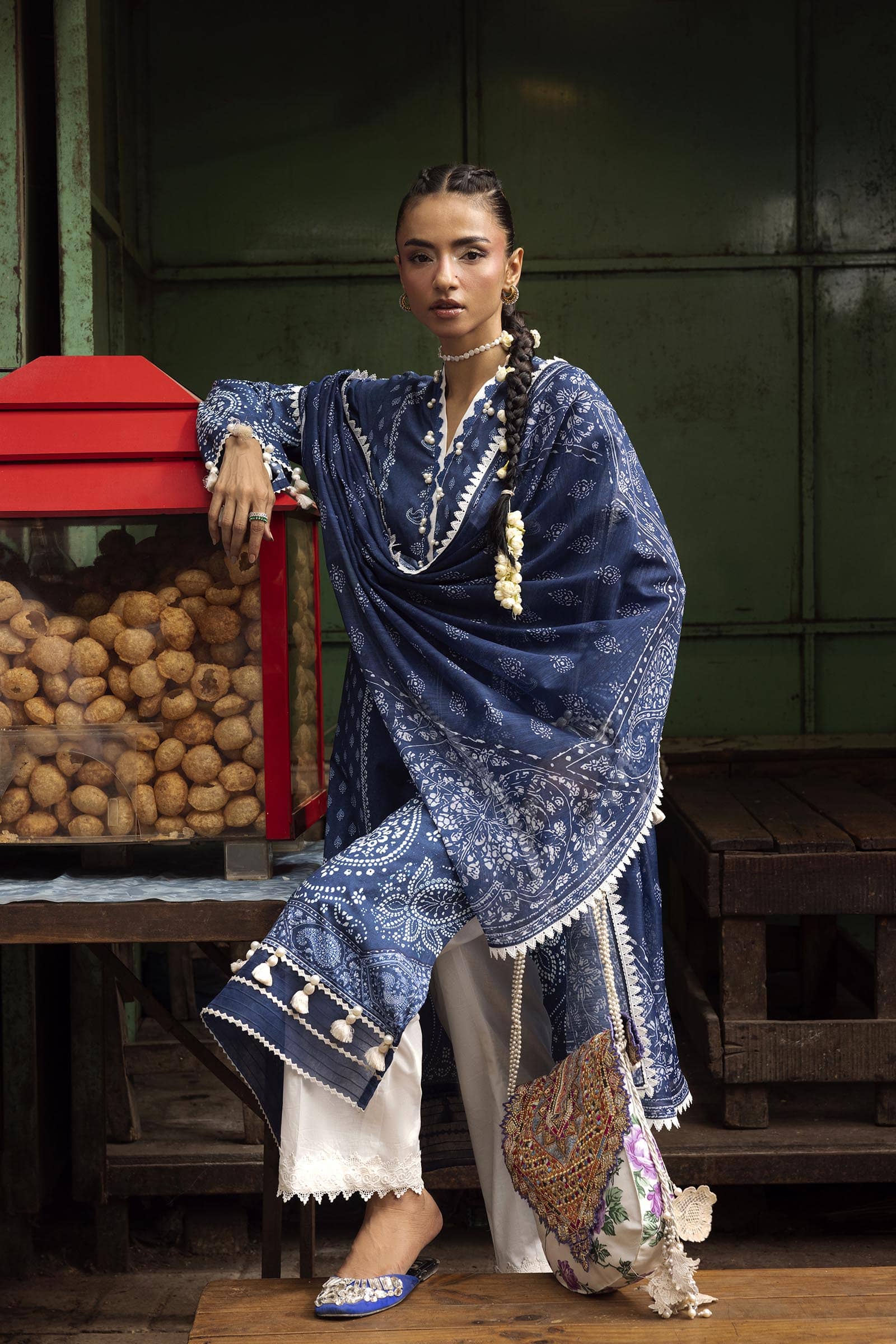 img_mahay_lawn_26_awwal_boutique