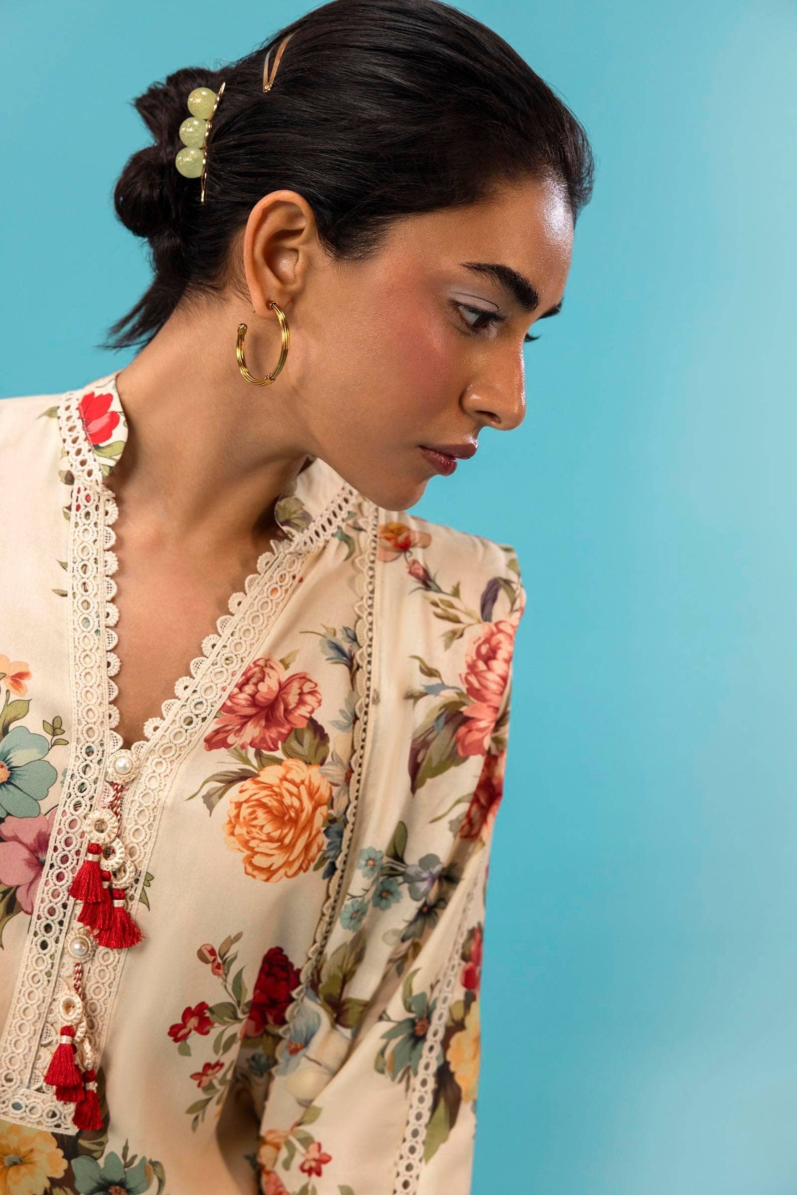 img_sana_safinaz_mahay_winter_fall_edit_awwal_boutique