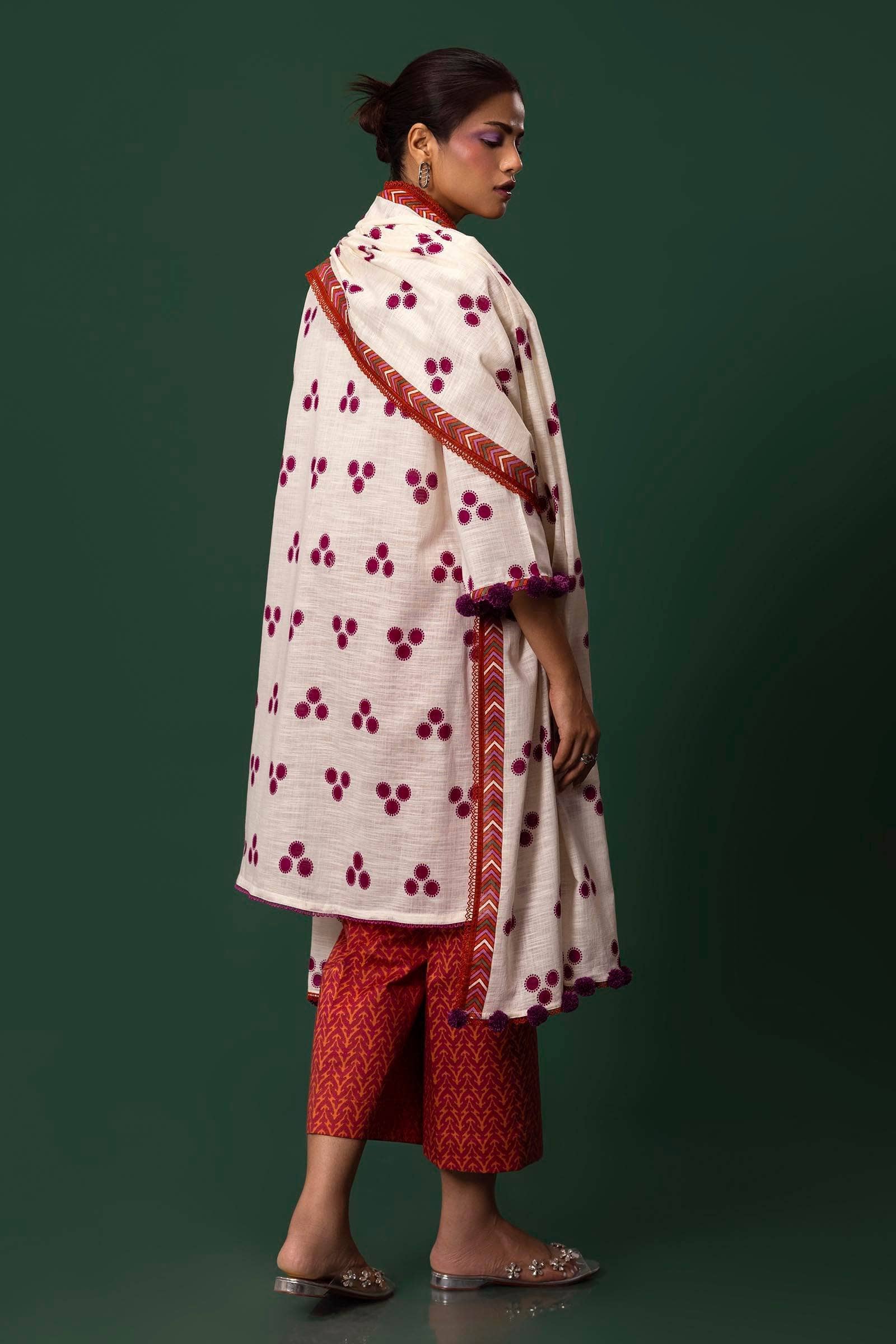 img_mahay_winter_sana_safinaz_awwal_boutique