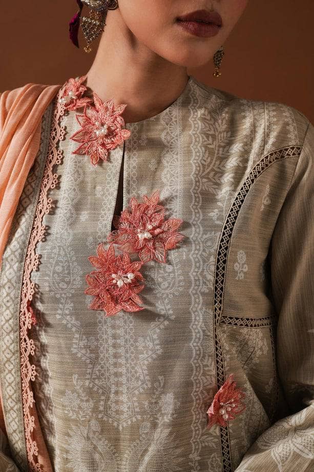 img_mahay_by_sana_safinaz_awwal_boutique